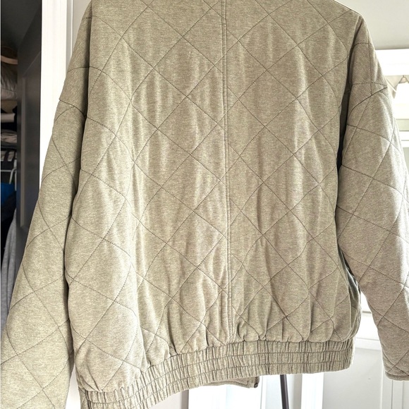 Quilted Jacket - Picture 2 of 4